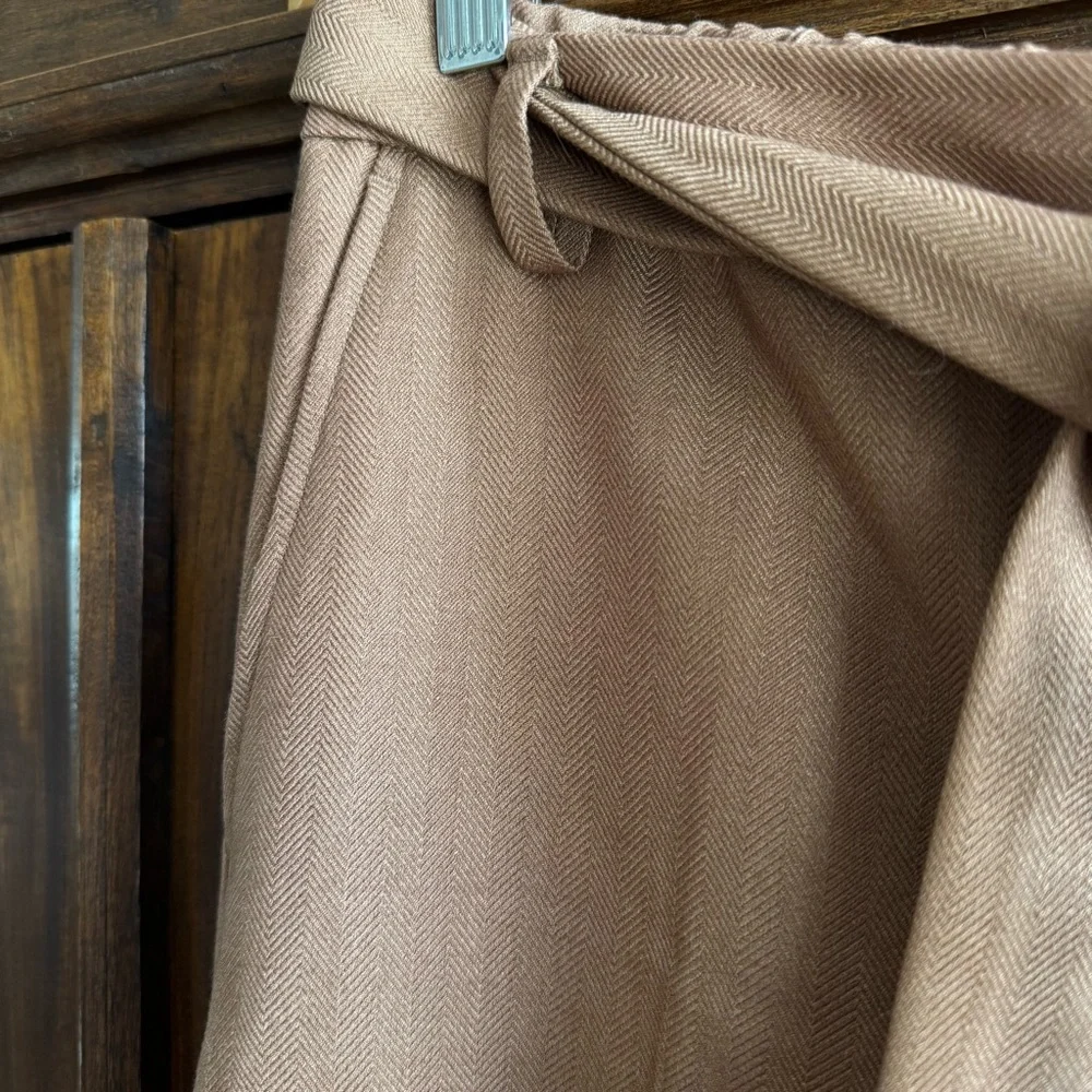 Banana Republic Rowan Wide Leg cropped pants - Picture 3 of 6